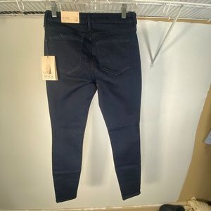 NYDJ - AMI Skinny Jeans - Size 2 NWT